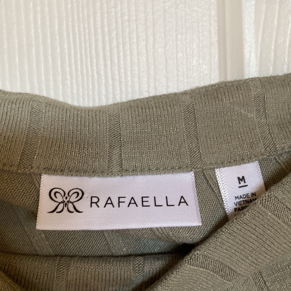 New Rafaella Sweatwr for the cooler weather! - Picture 4 of 6